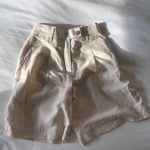 Aritzia Wilfred Linen Shorts